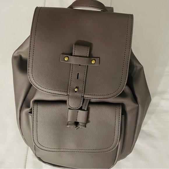 🤎 a.n.a Backpack - Picture 2 of 10